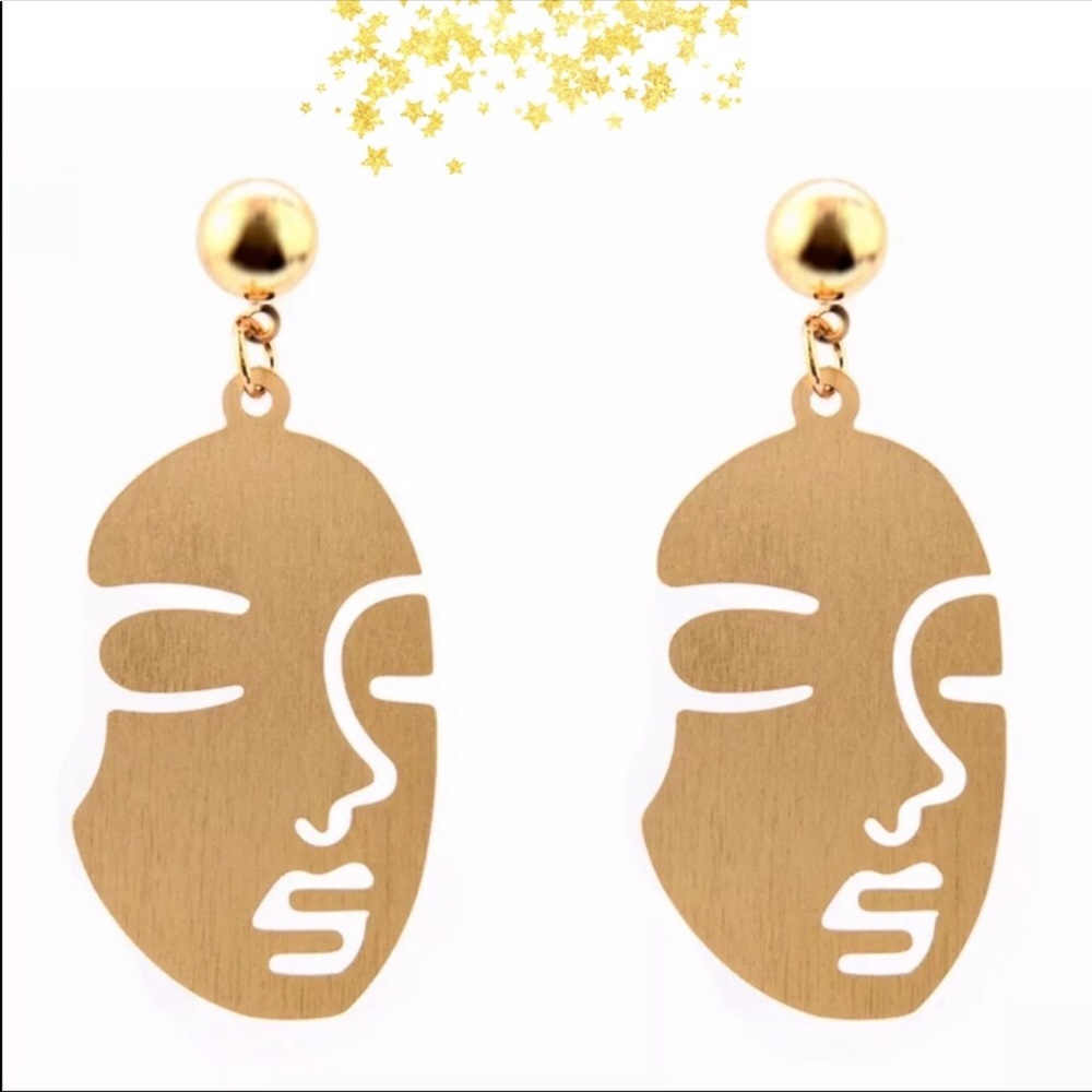 ✔️NWOT Lady Hollow Cut-Out Face Dangle Earrings